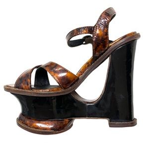 Jeffrey Campbell extreme vintage style platforms—a work of art! Size 8